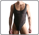 Great material alternating opaque and transparent zones. Lined at the front
(black veil.