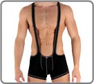 Body boxer � bretelles laissant appara�tre votre torse pour un look sexy et viril � la fois. Coutures de couleur blanche renforcent le sous-v�tement.