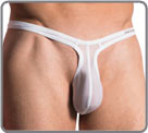 This minimalist thongs is made in a very soft material. It only hides the part...