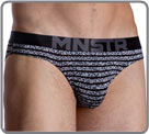 Une large ceinture marque MNSTR et un tissu microfibre noir et blanc avec de...