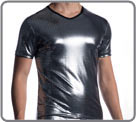 Coupe confortable pour ce T-shirt  manches courtes et col V. Tissu lastique !...