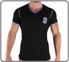 An American university feel permeates this design, with an oversize
sports style number ‘9’.