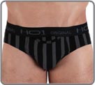 Pattern cotton modal elasthan printed. A delicate printed effects diagonal stripes. A very nice microfibre waist band to wear. Model both simple and elegant.