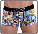 A Maxi low waist polyamid elasthan. A highly colorful printout that is reminiscent of the Florida Sun. The form hipster trend with a cutting contrast under the shell game. A line that gives a taste of vacation.