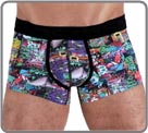 A Maxi low waist polyamid elasthan. An e.Go logo jacquard waist band tone on tone. A printout which contains our street walls graffiti. Street art to wear!