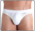 New : The elastane cotton based First range is updated. This range
can be worn on a daily basis, every day of the week, hence its name. A range developed with seamless tubular waistband for an extreme comfort.