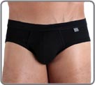 New : The elastane cotton based First range is updated. This range
can be worn on a daily basis, every day of the week, hence its name. A range developed with seamless tubular waistband for an extreme comfort.