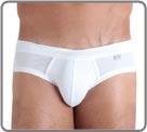 New : The elastane cotton based First range is updated. This range
can be worn on a daily basis, every day of the week, hence its name. A range developed with seamless tubular waistband for an extreme comfort.