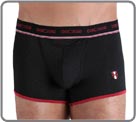 A red and black knitted stripe in a soft material with a contrasting
red edging on the lower leg. Enhanced by an H blazon for a club look. A style combining style and comfort.