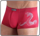 A hipster made in the Plume range material, in elasthan polyamide. Contrasting Cobra transfer. A fabric waistband for greater comfort. A refined style with an Asian touch.