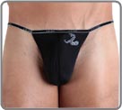 A string made in the Plume range material, in elasthan polyamide. Contrasting Cobra transfer. A fabric waistband for greater comfort. A refined style with an Asian touch.