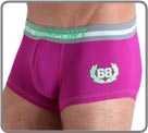 A hipster made of elasthan polyamide sensitive material. This material allows the skin to breathe and avoids overheating which is perfect for the practice of sports. Enhanced by a topstitching on the lower leg and a 68 fluorescent transfer.