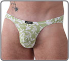 Imprim� de feuilles de laurier un fond vert clair. Mati�re microfibre tr�s logo...