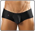 Volume effect thanks to its special pouch. Hybrid version shorty/brief...