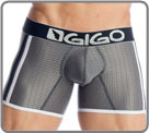 Matire mesh pour cette ligne reprenant les codes du design Sport, bandes et de...