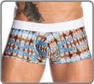 Ligne imprime base sur une fine matire trs agrable  porter. Large dans...