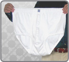 Perfect high-quality completions. Flat seams for more comfort. Broad and enveloping cut for a perfect support. Front pouch (outside) and horizontal opening inside. Large elastic waistband. See specific size board.