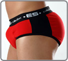 Un syst�me astucieux bas� sur des coussinets de mousse augmente le volume de vos fesses. Effet post�rieur rebondi assur�. Contraste des couleurs.
