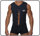 Body Shorty en coton. Fermeture par boutons pression jusqu'� la braguette. Logo ES poitrine. Pas d'ouverture � l'entre-jambes.