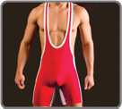 Body boxer, tenue de lutte tr�s sexy en polyamide. Bordures, int�rieur et ext�rieur des cuisses de couleur contrast�e. Poche non doubl�e. Pas d'ouverture � l'entre-jambes.