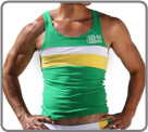 Pour créer un ensemble à craquer, voici Falco le débardeur à associer au slip sport Manu. La matière est très agréable et extensible tout en conservant le côté agréable du coton. Inscription Rufskin R 69 brodée.