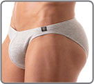 Mini-slip avec poche avant pr�form�e. Une coupe juste parfaite alliant le sexy...