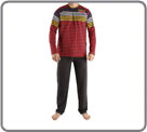 Pyjama long en coton. Haut col rond, rayures horizontales jaunes, rouges, et de...