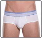 La coupe emblmatique de Mundo Unico, dans une matire coton trs tirable, par...
