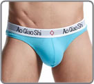 Low-rise cotton briefs with wide waistband. Semi-covering back. Unlined front...