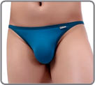 Disponible dans plusieurs couleurs intenses, ce string fin sur les c�t�s une �...