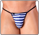 Slip � ficelles ! Dos tr�s peu couvert. Un sous-v�tement tr�s original et...