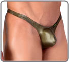 Effet de volume gr�ce � sa poche sp�ciale. Taille basse, poche tr�s mini...