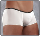 Shorty en matire trs extensible et confortable, lgre comme une plume. Fine...