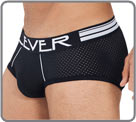 Brief in breathable mesh fabric, for a sporty look. Low waist, flat belt with...