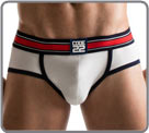 A sporty style for this wrapping brief. Waist band enhanced with red. In logo...