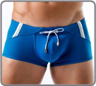 Low waist bath boxerbriefs made of high-end fabric. Contrasting white stripes...